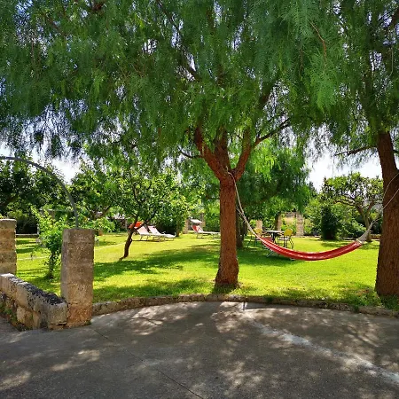 Masseria De Donno 3* Спеккья